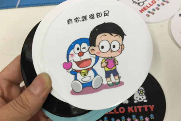 uv平板机印刷